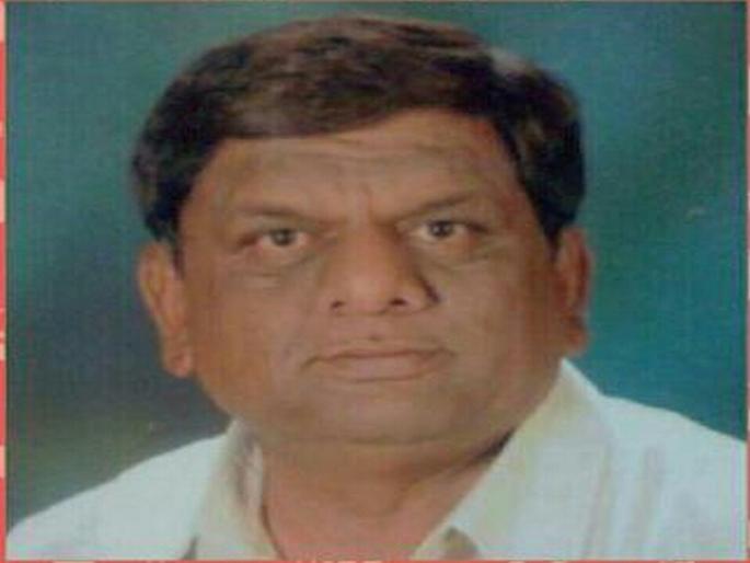 Ex-corporator's fasting in the crematorium in Ulhasnagar | उल्हासनगरात स्मशानभूमीत माजी नगरसेवकाचे उपोषण Ex-corporator's fasting in the crematorium in Ulhasnagar | उल्हासनगरात स्मशानभूमीत माजी नगरसेवकाचे उपोषण