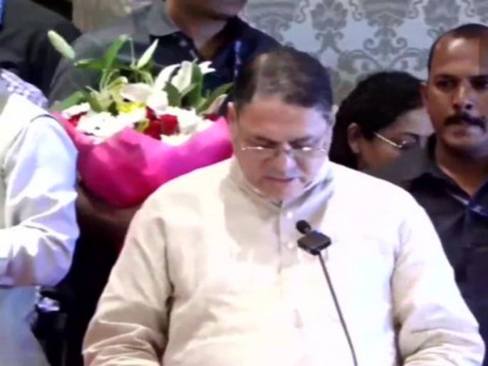 Dilip-Walse Patal convinces Ajit Pawar after morning swearing-in, and now... | पहाटेच्या शपथविधीनंतर दिलीप-वळसे पाटलांनी अजित पवारांचे मन वळवले होते, आणि आता... Dilip-Walse Patal convinces Ajit Pawar after morning swearing-in, and now... | पहाटेच्या शपथविधीनंतर दिलीप-वळसे पाटलांनी अजित पवारांचे मन वळवले होते, आणि आता...