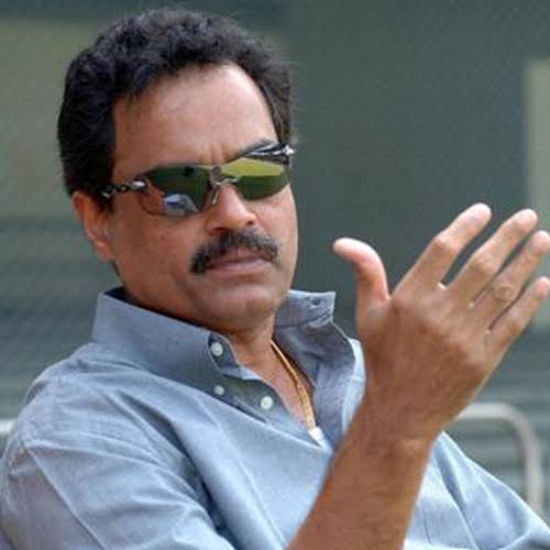 Will selection committee president will be Dilip Vengsarkar? | भारताचे निवड समिती अध्यक्ष दिलीप वेंगसरकर होणार? कोहली, शास्त्रींवर अंकुश ठेवणार