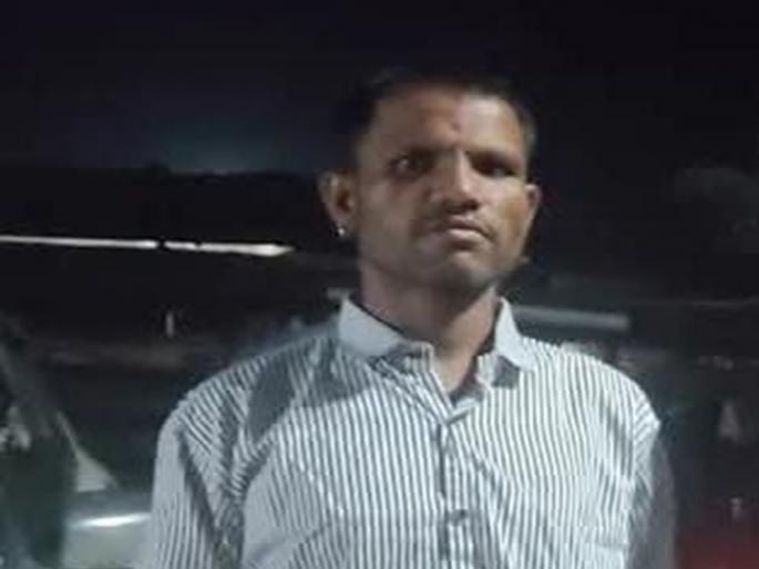 Shocking Father and son reach police station after beheading neighbor | शेजाऱ्याचे शिर धडावेगळे करत पिता-पुत्राने गाठले पोलीस स्टेशन; नववर्षाच्या पहिल्याच दिवशी धक्कादायक घटना Shocking Father and son reach police station after beheading neighbor | शेजाऱ्याचे शिर धडावेगळे करत पिता-पुत्राने गाठले पोलीस स्टेशन; नववर्षाच्या पहिल्याच दिवशी धक्कादायक घटना