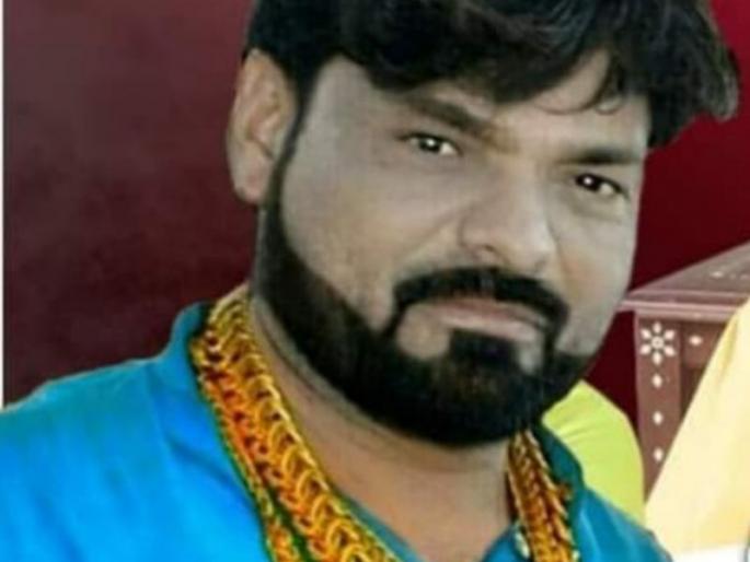 Beating health workers; Dinesh Dubey arrested | आरोग्य कर्मचाऱ्यांना मारहाण; मूर्तिजापूर शहर कॉंग्रेस अध्यक्ष दिनेश दुबे याला अटक  Beating health workers; Dinesh Dubey arrested | आरोग्य कर्मचाऱ्यांना मारहाण; मूर्तिजापूर शहर कॉंग्रेस अध्यक्ष दिनेश दुबे याला अटक