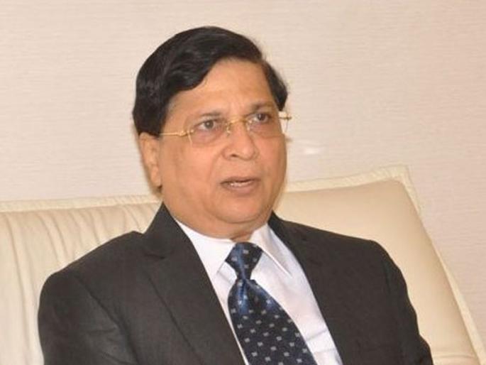 Call the full court, the demand of two judges | पूर्ण न्यायालय बोलवा, दोन न्यायमूर्तींची मागणी Call the full court, the demand of two judges | पूर्ण न्यायालय बोलवा, दोन न्यायमूर्तींची मागणी
