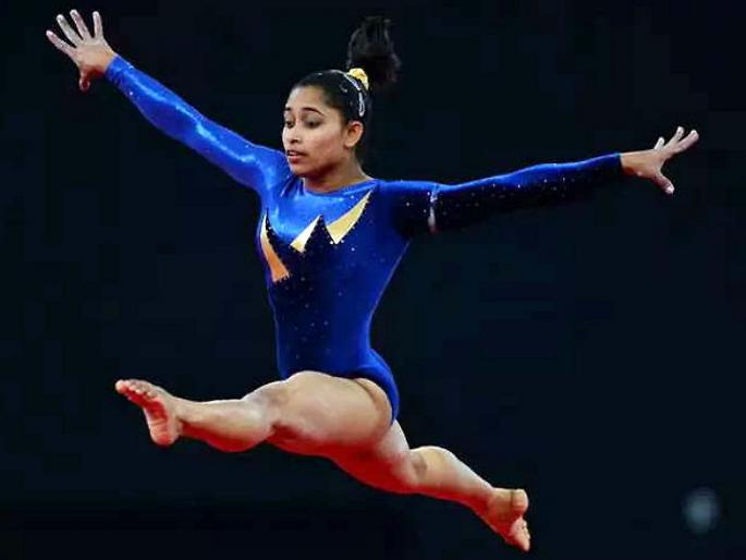 Artistic Gymnastics World Cup: Dipa Karmakar aggravates knee injury during vault final, to skip Doha | दीपा कर्माकरची दुखापत बळावली, 2020 च्या ऑलिम्पिक स्पर्धेतील सहभागावर सावट Artistic Gymnastics World Cup: Dipa Karmakar aggravates knee injury during vault final, to skip Doha | दीपा कर्माकरची दुखापत बळावली, 2020 च्या ऑलिम्पिक स्पर्धेतील सहभागावर सावट