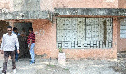 Firing again in Deepnagar | दिपनगरमध्ये पुन्हा गोळीबार  Firing again in Deepnagar | दिपनगरमध्ये पुन्हा गोळीबार