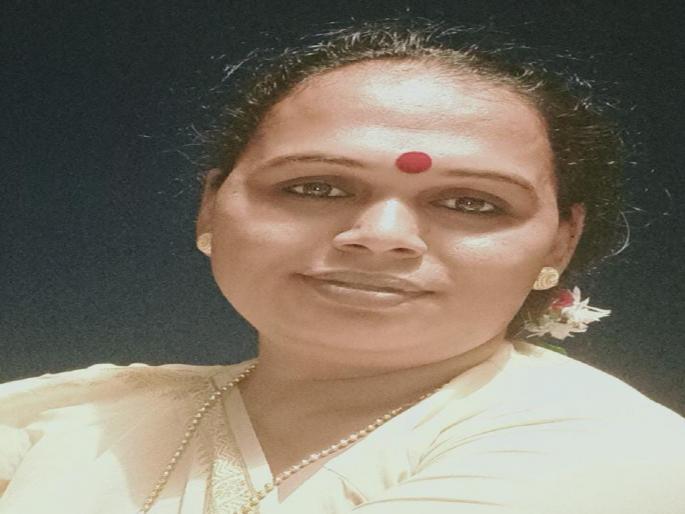 This year's Kusum award to Disha Pinki Sheikh; Working in various roles such as lesbian, gay, poet | दिशा पिंकी शेख यांना यंदाचा ‘कुसुम’ पुरस्कार; लेस्बियन, गे, कवयित्री अशा विविध भूमिकांमधून कार्यरत This year's Kusum award to Disha Pinki Sheikh; Working in various roles such as lesbian, gay, poet | दिशा पिंकी शेख यांना यंदाचा ‘कुसुम’ पुरस्कार; लेस्बियन, गे, कवयित्री अशा विविध भूमिकांमधून कार्यरत