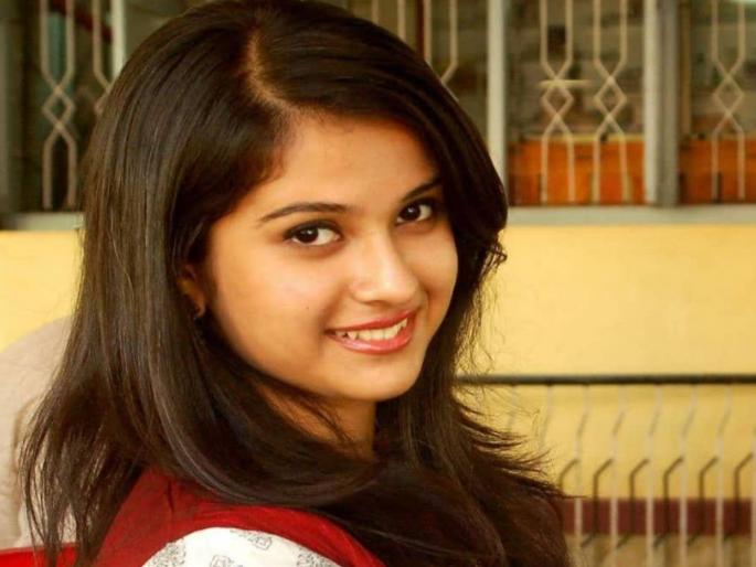 Disha's father's petition to the second bench of the High Court | दिशाच्या वडिलांची याचिका हायकोर्टाच्या दुसऱ्या खंडपीठाकडे Disha's father's petition to the second bench of the High Court | दिशाच्या वडिलांची याचिका हायकोर्टाच्या दुसऱ्या खंडपीठाकडे