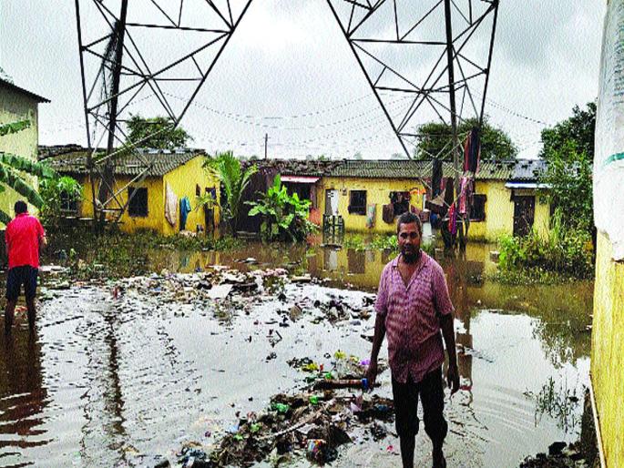 many problem in Diva City | स्मार्ट शहरातील दिव्यात छळछावणी many problem in Diva City | स्मार्ट शहरातील दिव्यात छळछावणी