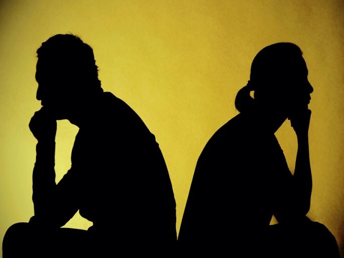 Husband's addiction to alcohol made the world miserable; The two parted ways | पतीच्या दारूच्या व्यसनामुळे संसाराची झाली दैना; दोघांची झाली फारकत Husband's addiction to alcohol made the world miserable; The two parted ways | पतीच्या दारूच्या व्यसनामुळे संसाराची झाली दैना; दोघांची झाली फारकत