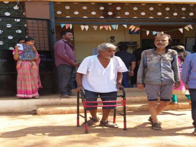 little Slow motion , a little bit of trouble, but the zeal of Pune's voters just wonderful ... | थोडी धावपळ , थोडा त्रास पण पुण्याच्या ''मतदारराजा'' चा जोश मात्र एकदम झकास... 