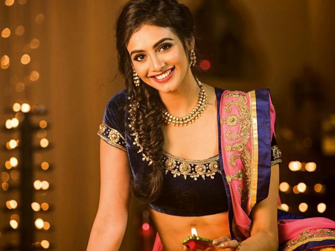 Lots of fun ... let's talk to you, give yourself a horrible surprise gift | आनंदाची प्रकाशफुलं...आपण आपल्याशी बोलावं, स्वत:लाच एक भन्नाट सरप्राइज गिफ्ट द्यावं