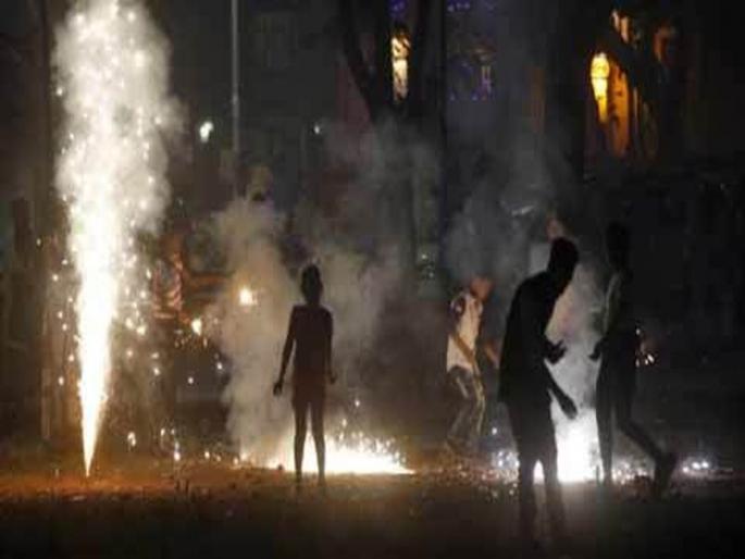 Be careful! After Diwali, 30 percent of people get respiratory disorder - respiratory disorder Dr. Sangeeta checker | सावधान ! दिवाळीनंतर 30 टक्के लोकांना श्वसनविकार - श्वसनविकारतज्ज्ञ डॉ. संगीता चेकर  Be careful! After Diwali, 30 percent of people get respiratory disorder - respiratory disorder Dr. Sangeeta checker | सावधान ! दिवाळीनंतर 30 टक्के लोकांना श्वसनविकार - श्वसनविकारतज्ज्ञ डॉ. संगीता चेकर