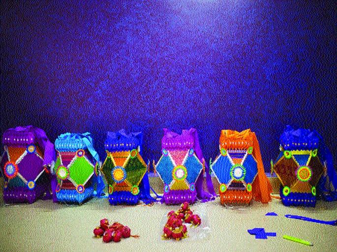 Mumbai's confusion of 'Paithani' lanterns | ‘पैठणी’च्या कंदिलांची मुंबईकरांना भुरळ Mumbai's confusion of 'Paithani' lanterns | ‘पैठणी’च्या कंदिलांची मुंबईकरांना भुरळ