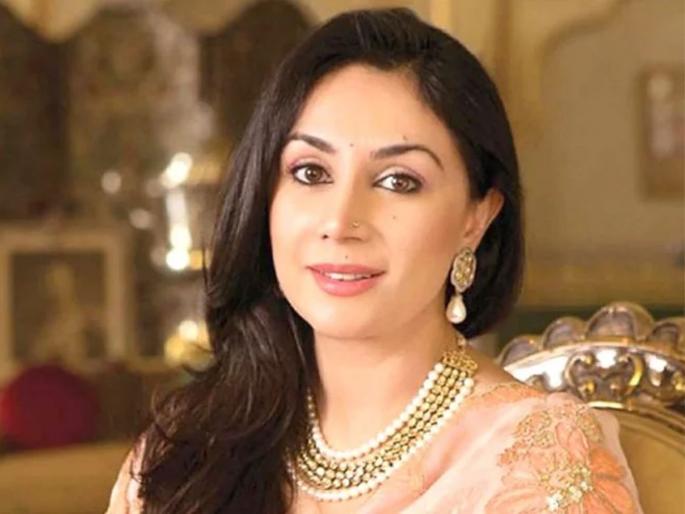 Jaipur Princess and BJP Candidate Diya Kumari love story and divorce after 21 year | सिनेमाला शोभावी अशीच आहे भाजपा उमेदवार असलेल्या 'या' राजकुमारीची लव्हस्टोरी! Jaipur Princess and BJP Candidate Diya Kumari love story and divorce after 21 year | सिनेमाला शोभावी अशीच आहे भाजपा उमेदवार असलेल्या 'या' राजकुमारीची लव्हस्टोरी!