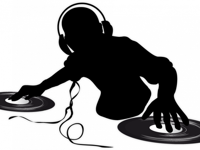 Radha in Yavatmal district for reducing DJ's voice; Car, house demolition | डीजेचा आवाज कमी करण्यावरून यवतमाळ जिल्ह्यात राडा; कार, घराची तोडफोड Radha in Yavatmal district for reducing DJ's voice; Car, house demolition | डीजेचा आवाज कमी करण्यावरून यवतमाळ जिल्ह्यात राडा; कार, घराची तोडफोड