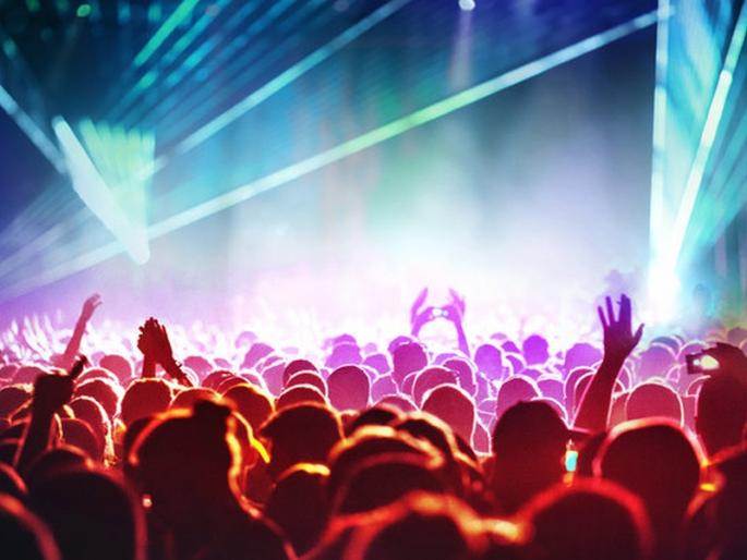 chhattisgarh ambikapur brain hemorrhage due to dj sound man admitted in hospital | धक्कादायक! डीजेच्या आवाजामुळे ब्रेन हॅमरेज; डोक्याची नस फुटून रक्त गोठलं; नेमकं काय घडलं? chhattisgarh ambikapur brain hemorrhage due to dj sound man admitted in hospital | धक्कादायक! डीजेच्या आवाजामुळे ब्रेन हॅमरेज; डोक्याची नस फुटून रक्त गोठलं; नेमकं काय घडलं?