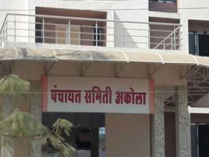 bharip-bms win on five of the seven Panchayat Samitis | सातपैकी पाच पंचायत समित्यांवर भारीप-बमसंचा झेंडा bharip-bms win on five of the seven Panchayat Samitis | सातपैकी पाच पंचायत समित्यांवर भारीप-बमसंचा झेंडा