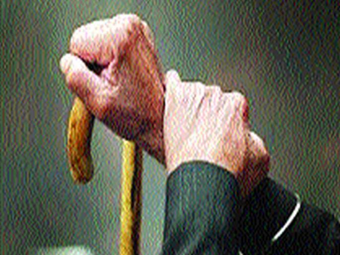 Senior citizens stranded in Corona; The death rate is also the highest | कोरोनाच्या विळख्यात आडकले ज्येष्ठ नागरिक; मृत्यूचे प्रमाणही सर्वाधिक Senior citizens stranded in Corona; The death rate is also the highest | कोरोनाच्या विळख्यात आडकले ज्येष्ठ नागरिक; मृत्यूचे प्रमाणही सर्वाधिक