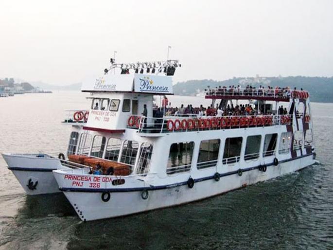 Passenger ships closed due to corona; There will be at least 40 thousand goakar to hit | प्रवासी जहाजे कोरोनामुळे बंद; किमान ४० हजार गोयकाराना बसणार फटका Passenger ships closed due to corona; There will be at least 40 thousand goakar to hit | प्रवासी जहाजे कोरोनामुळे बंद; किमान ४० हजार गोयकाराना बसणार फटका