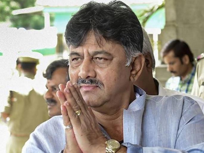 ‘Takes 10 per cent bribe, gets drunk’: Video of Karnataka Congress leader badmouthing DK Shivakumar goes viral | DK Shivakumar : "आता 10-12 टक्के कमिशन घेतात डीके शिवकुमार", काँग्रेस नेत्यांचा आरोप केल्याचा व्हिडिओ व्हायरल ‘Takes 10 per cent bribe, gets drunk’: Video of Karnataka Congress leader badmouthing DK Shivakumar goes viral | DK Shivakumar : "आता 10-12 टक्के कमिशन घेतात डीके शिवकुमार", काँग्रेस नेत्यांचा आरोप केल्याचा व्हिडिओ व्हायरल