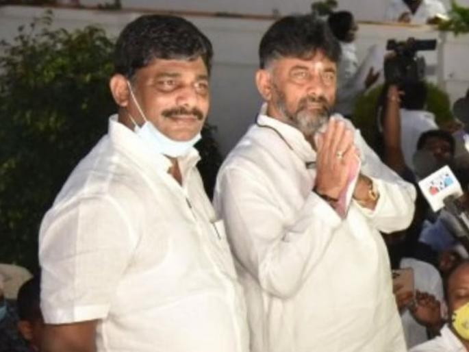 Demand for making South India a separate country; Controversial statement of DK Shivakumar's MP brother DK Suresh on Budget 2024 fund allocation by Nirmala Sitharaman | ... तर दक्षिण भारताला वेगळा देश बनविण्याची मागणी; डीके शिवकुमार यांच्या खासदार भावाचे वादग्रस्त वक्तव्य Demand for making South India a separate country; Controversial statement of DK Shivakumar's MP brother DK Suresh on Budget 2024 fund allocation by Nirmala Sitharaman | ... तर दक्षिण भारताला वेगळा देश बनविण्याची मागणी; डीके शिवकुमार यांच्या खासदार भावाचे वादग्रस्त वक्तव्य