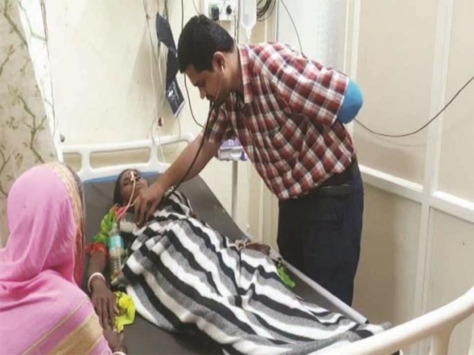 20 people poisoned by eating fasting bhagar; Six from Chikhli taluka and two from Jaffrabad | उपवासाची भगर खाल्ल्याने २० जणांना विषबाधा; चिखली तालुक्यातील सहा, तर जाफ्राबादमधील दोन जणांचा समावेश 20 people poisoned by eating fasting bhagar; Six from Chikhli taluka and two from Jaffrabad | उपवासाची भगर खाल्ल्याने २० जणांना विषबाधा; चिखली तालुक्यातील सहा, तर जाफ्राबादमधील दोन जणांचा समावेश