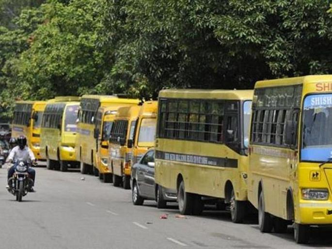 Illegal trafficking school buses on the RTO's radar; Action on 2381 vehicles | बेकायदा वाहतूक करणाऱ्या स्कूल बसेस आरटीओच्या रडारवर; २,३८१ वाहनांवर कारवाई Illegal trafficking school buses on the RTO's radar; Action on 2381 vehicles | बेकायदा वाहतूक करणाऱ्या स्कूल बसेस आरटीओच्या रडारवर; २,३८१ वाहनांवर कारवाई