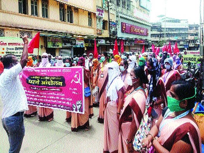 ‘Asha’ volunteers march on KDMC; Demand for increase in honorarium | ‘आशा’ स्वयंसेविकांचा केडीएमसीवर मोर्चा; मानधनवाढीची मागणी ‘Asha’ volunteers march on KDMC; Demand for increase in honorarium | ‘आशा’ स्वयंसेविकांचा केडीएमसीवर मोर्चा; मानधनवाढीची मागणी