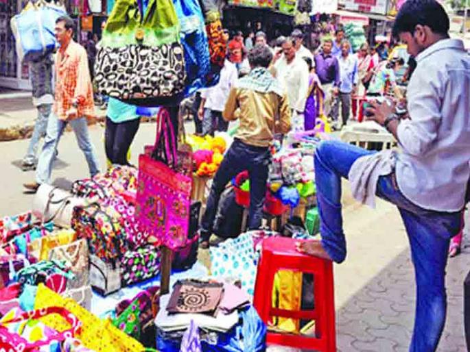 Attack on the ferrywala on seating area | बसण्याच्या जागेवरून फेरीवाल्यावर हल्ला