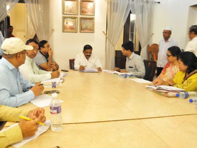 Rent a building for 'Backward Classes Residential', Dilip kamble sayin in jalgaon | 'मागासवर्गीय विद्यार्थ्यांच्या निवासासाठी इमारत भाड्याने घ्या' Rent a building for 'Backward Classes Residential', Dilip kamble sayin in jalgaon | 'मागासवर्गीय विद्यार्थ्यांच्या निवासासाठी इमारत भाड्याने घ्या'