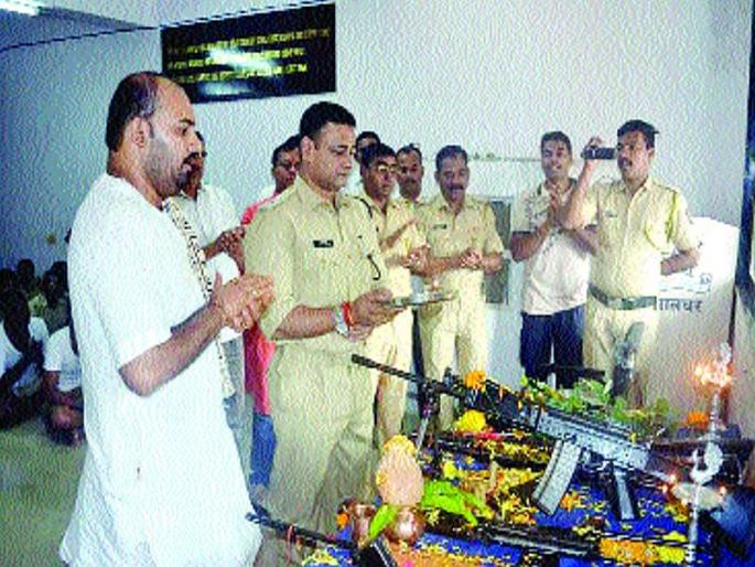 Career pathways derived from the teaching of hard work | कठोर परिश्रमांच्या शिकवणीतून मिळाली करिअरची वाट Career pathways derived from the teaching of hard work | कठोर परिश्रमांच्या शिकवणीतून मिळाली करिअरची वाट