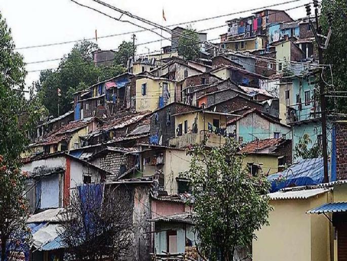 We are not responsible for accidents; Mumbai Municipal Corporation warns to residents | दुर्घटना झाल्यास आमची जबाबदारी नाही; मुंबई महापालिकेनं हात वर केले We are not responsible for accidents; Mumbai Municipal Corporation warns to residents | दुर्घटना झाल्यास आमची जबाबदारी नाही; मुंबई महापालिकेनं हात वर केले