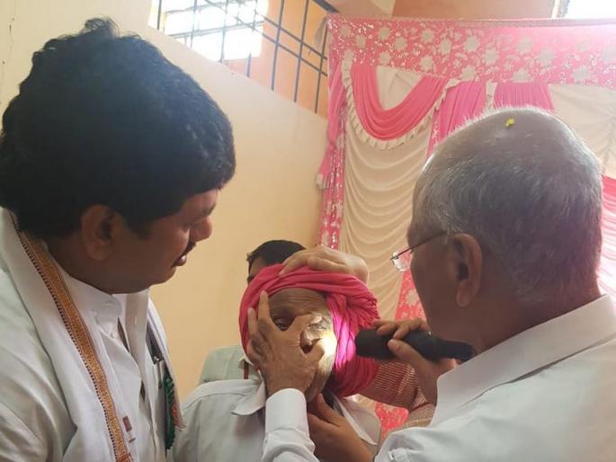 'Meet Dhananjay Munde, the virtue of my life', recalls Tatyarao Lahane | 'माझ्या आयुष्यातील पुण्य धनंजय मुंडेंना मिळो', तात्याराव लहानेंनी सांगितली आठवण 'Meet Dhananjay Munde, the virtue of my life', recalls Tatyarao Lahane | 'माझ्या आयुष्यातील पुण्य धनंजय मुंडेंना मिळो', तात्याराव लहानेंनी सांगितली आठवण