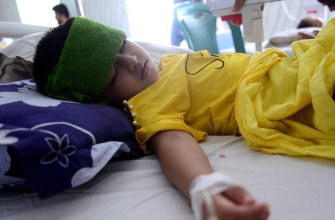 Dengue is on the rise in childrens in Akola | चिमुकल्यांमध्ये वाढतेय डेंग्यूची फणफण! Dengue is on the rise in childrens in Akola | चिमुकल्यांमध्ये वाढतेय डेंग्यूची फणफण!