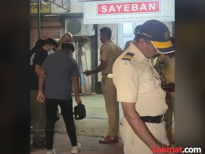 Firing Incident in Mumbai 38 ear Old Man Injured in Byculla Dockyard Road Area | मुंबईत डॉकयार्ड रोडवर अज्ञातांकडून फायरिंग; एक जखमी, मागून झाडल्या दोन गोळ्या Firing Incident in Mumbai 38 ear Old Man Injured in Byculla Dockyard Road Area | मुंबईत डॉकयार्ड रोडवर अज्ञातांकडून फायरिंग; एक जखमी, मागून झाडल्या दोन गोळ्या