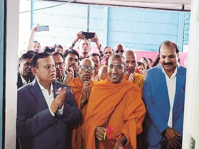 350 doctors united in Chhatrapati Sambhajinagar, aware that they became doctors because of Babasaheb, they will provide free medical services to the needy | 'बाबासाहेबांमुळेच डॉक्टर, गरजूंना मोफत सेवा देणार'; छ. संभाजीनगरात ३५० डॉक्टरांचा निर्धार 350 doctors united in Chhatrapati Sambhajinagar, aware that they became doctors because of Babasaheb, they will provide free medical services to the needy | 'बाबासाहेबांमुळेच डॉक्टर, गरजूंना मोफत सेवा देणार'; छ. संभाजीनगरात ३५० डॉक्टरांचा निर्धार