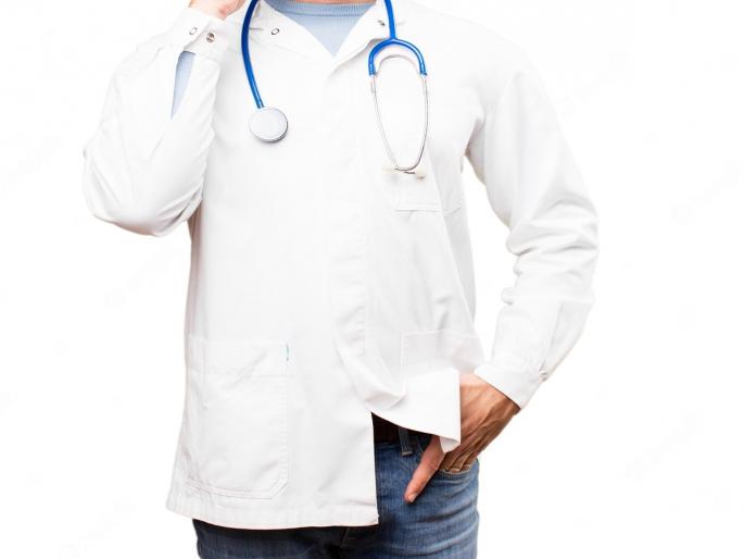 Beed District Surgeon Controversial Order; Say, don't wear jeans while on duty | बीड जिल्हा शल्य चिकित्सकाचा वादग्रस्त आदेश; म्हणे, कर्तव्यावर असताना जीन्स घालायची नाही Beed District Surgeon Controversial Order; Say, don't wear jeans while on duty | बीड जिल्हा शल्य चिकित्सकाचा वादग्रस्त आदेश; म्हणे, कर्तव्यावर असताना जीन्स घालायची नाही