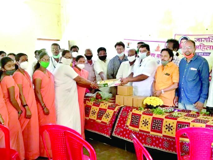 B.A.M.S. Doctor will be available, Vaibhav Naik informed | आरोग्य केंद्रात बी.ए.एम.एस. डॉक्टर उपलब्ध होणार, वैभव नाईक यांची माहिती B.A.M.S. Doctor will be available, Vaibhav Naik informed | आरोग्य केंद्रात बी.ए.एम.एस. डॉक्टर उपलब्ध होणार, वैभव नाईक यांची माहिती