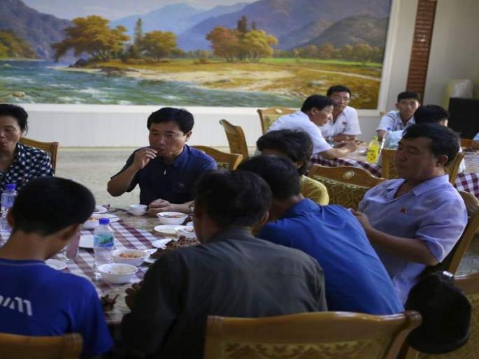 Man bites dog: North Koreans eat dog meat to beat the heat | कुत्र्यांचे सूप? उन्हाळ्यात थंडावा मिळवण्यासाठी उत्तर कोरियात 'डॉग मीट'ला मागणी Man bites dog: North Koreans eat dog meat to beat the heat | कुत्र्यांचे सूप? उन्हाळ्यात थंडावा मिळवण्यासाठी उत्तर कोरियात 'डॉग मीट'ला मागणी