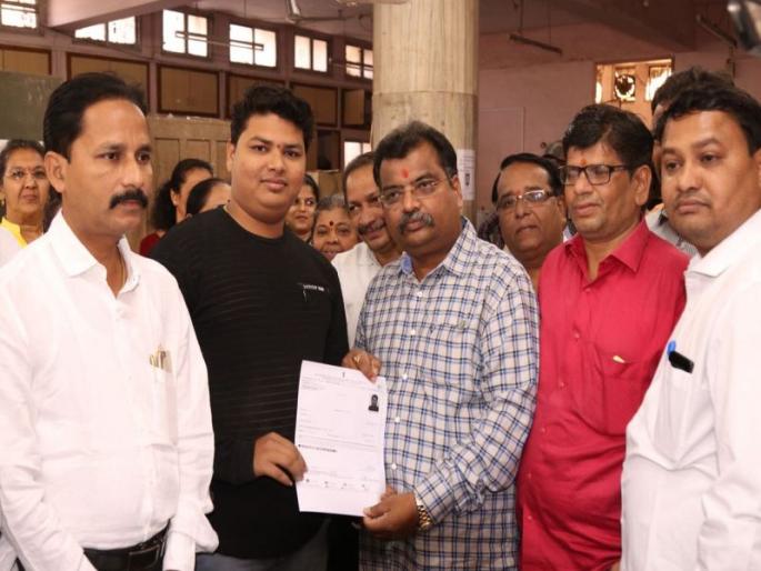 permanent adhar card section in Dombivali | डोंबिबलीत कायमस्वरूपी आधारकार्ड केंद्र, राज्यमंत्री रवींद्र चव्हाण यांचा महत्त्वपूर्ण निर्णय permanent adhar card section in Dombivali | डोंबिबलीत कायमस्वरूपी आधारकार्ड केंद्र, राज्यमंत्री रवींद्र चव्हाण यांचा महत्त्वपूर्ण निर्णय