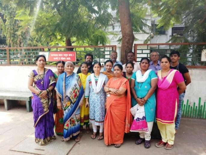 Dombivali: residents of Bildhal await justice | डोंबिवली: बिल्वदलचे रहिवासी न्यायाच्या प्रतिक्षेत, पालकमंत्र्यांनी दिली केवळ आश्वासने Dombivali: residents of Bildhal await justice | डोंबिवली: बिल्वदलचे रहिवासी न्यायाच्या प्रतिक्षेत, पालकमंत्र्यांनी दिली केवळ आश्वासने