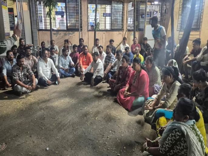 clash broke out between BJP and Shinde faction workers in Dombivli leaving three injured | डोंबिवलीत निवडणुकीला हिंसक वळण! भाजप उमेदवाराचे पती गंभीर जखमी; कार्यकर्त्यांमध्ये रात्रभर राडा clash broke out between BJP and Shinde faction workers in Dombivli leaving three injured | डोंबिवलीत निवडणुकीला हिंसक वळण! भाजप उमेदवाराचे पती गंभीर जखमी; कार्यकर्त्यांमध्ये रात्रभर राडा