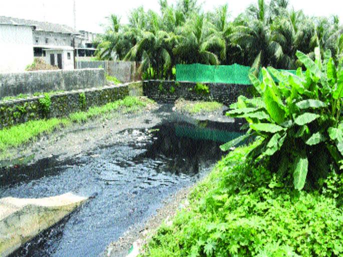 MIDC companies wreak havoc on Dombivali pollution | एमआयडीसीतील कंपन्यांमुळे डोंबिवलीत प्रदूषणाचा कहर, उग्र वासामुळे झोप उडाली MIDC companies wreak havoc on Dombivali pollution | एमआयडीसीतील कंपन्यांमुळे डोंबिवलीत प्रदूषणाचा कहर, उग्र वासामुळे झोप उडाली