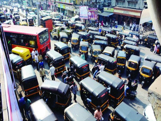 Dombivlikar sittila due to lack of policy! The cultural dilemma of 'Kandi' | धोरणच नसल्याने डोंबिवलीकर वेठीला! सांस्कृतिक उपराजधानीला ठिकठिकाणच्या ‘कोंडी’ची अवकळा Dombivlikar sittila due to lack of policy! The cultural dilemma of 'Kandi' | धोरणच नसल्याने डोंबिवलीकर वेठीला! सांस्कृतिक उपराजधानीला ठिकठिकाणच्या ‘कोंडी’ची अवकळा