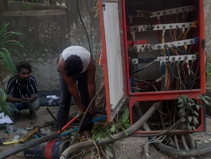 Electricity supply stopped for twelve hours due to faulty cable in MIDC | एमआयडीसीत केबल नादुरुस्त झाल्यामुळे बारा तास वीज पुरवठा बंद Electricity supply stopped for twelve hours due to faulty cable in MIDC | एमआयडीसीत केबल नादुरुस्त झाल्यामुळे बारा तास वीज पुरवठा बंद