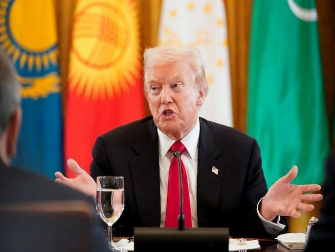 Trump will abolish income tax in America, will pay with the money from tariffs; What about horses, what about rent... | उरफाटा...! ट्रम्प अमेरिकेत आयकर रद्द करणार, टेरिफ मधून आलेल्या पैशांवर भागवणार; घोडं काय, भाडं काय...