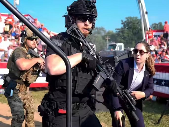 Armed attacker enters Trump's Mar-a-Lago resort; Secret Service shoots dead | ट्रम्प यांच्या मार-ए-लागो रिसॉर्टमध्ये शिरला सशस्त्र हल्लेखोर; सीक्रेट सर्व्हिसच्या गोळीबारात ठार Armed attacker enters Trump's Mar-a-Lago resort; Secret Service shoots dead | ट्रम्प यांच्या मार-ए-लागो रिसॉर्टमध्ये शिरला सशस्त्र हल्लेखोर; सीक्रेट सर्व्हिसच्या गोळीबारात ठार