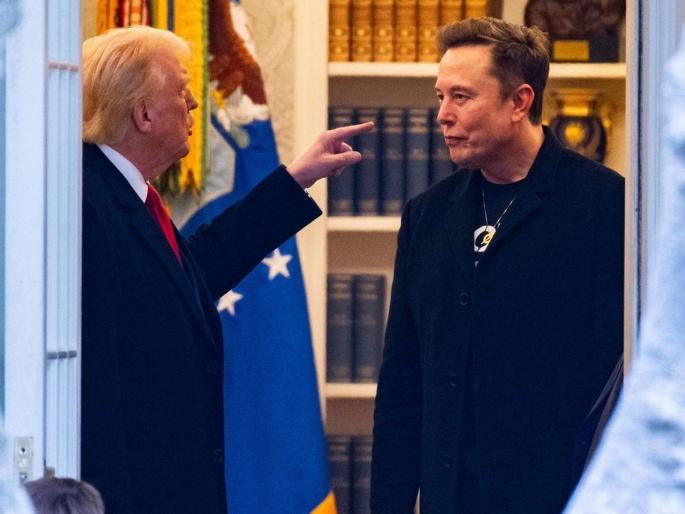 America elon musk lost his mind not interested to talking Donald Trump lashed out again | 'इलॉन मस्क यांचं डोकं फिरलंय, मला नाही बोलायचं', डोनाल्ड ट्रम्प पुन्हा बरसले America elon musk lost his mind not interested to talking Donald Trump lashed out again | 'इलॉन मस्क यांचं डोकं फिरलंय, मला नाही बोलायचं', डोनाल्ड ट्रम्प पुन्हा बरसले