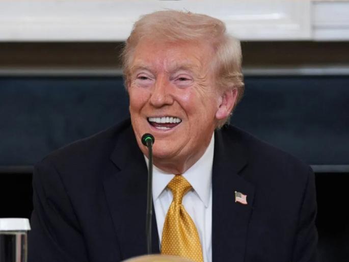"Me again...", Desire to become President for the third time; Donald Trump said while praising himself... | "पुन्हा मलाच...", तिसरी वेळ राष्ट्राध्यक्ष बनण्याची इच्छा; स्वतःचं कौतुक करत डोनाल्ड ट्रम्प म्हणाले... "Me again...", Desire to become President for the third time; Donald Trump said while praising himself... | "पुन्हा मलाच...", तिसरी वेळ राष्ट्राध्यक्ष बनण्याची इच्छा; स्वतःचं कौतुक करत डोनाल्ड ट्रम्प म्हणाले...