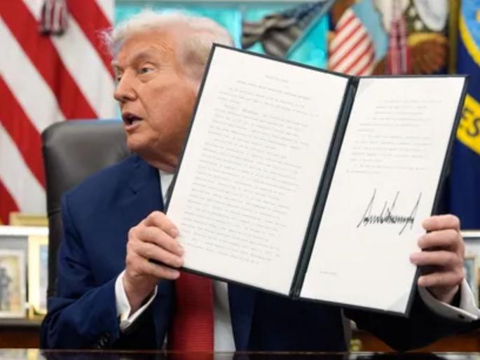 Tariff on Pharma: Donald Trump hits back! 100 percent tariff on medicines, concerns of Indian companies increased | Tariff on Pharma: डोनाल्ड ट्रम्प यांचा पुन्हा तडाखा! औषधांवर १०० टक्के टॅरिफ, भारतीय कंपन्यांची चिंता वाढली