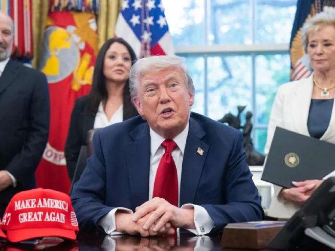 America, which provides aid money to poor Pakistan, is itself in huge debt! Big crisis on the economy | कंगाल पाकिस्तानला मदतीचे पैसे मिळवून देणारी अमेरिका स्वत: मोठ्या कर्जात! अर्थव्यवस्थेवर मोठं संकट America, which provides aid money to poor Pakistan, is itself in huge debt! Big crisis on the economy | कंगाल पाकिस्तानला मदतीचे पैसे मिळवून देणारी अमेरिका स्वत: मोठ्या कर्जात! अर्थव्यवस्थेवर मोठं संकट